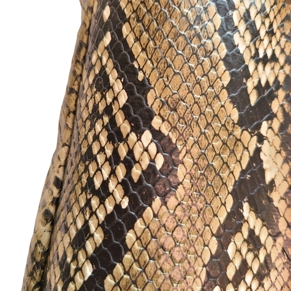 Assets by Spanx Textured Snakeskin Print High-waisted Pant, Pullon, Size XL - Picture 5 of 6